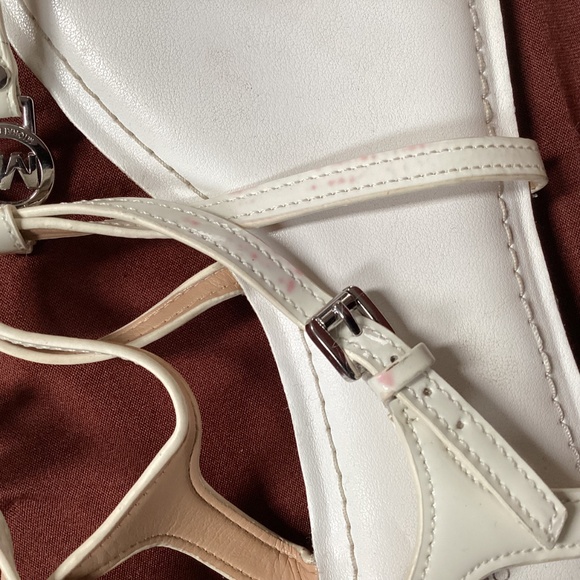 Michael Kors White Sandals Silver-tone Hardware Size unknown - Picture 9 of 10